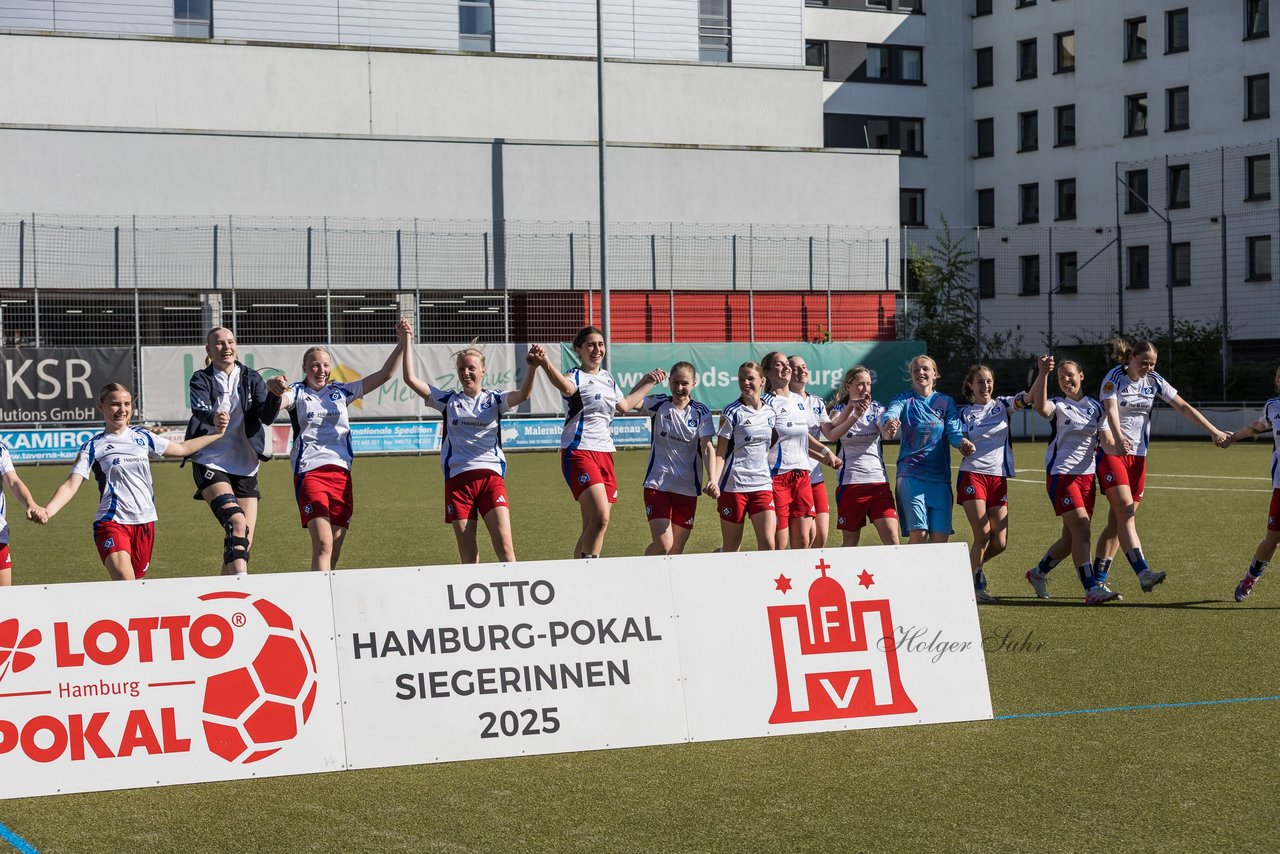 Bild 59 - wBJ Lotto Pokal Finale  Eimsbuetteler TV - Hamburger SV : Ergebnis: 0:3